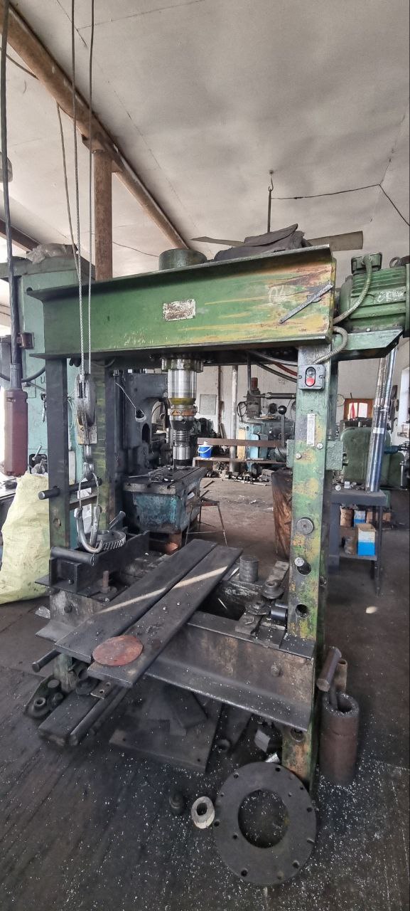 Cylinder boring